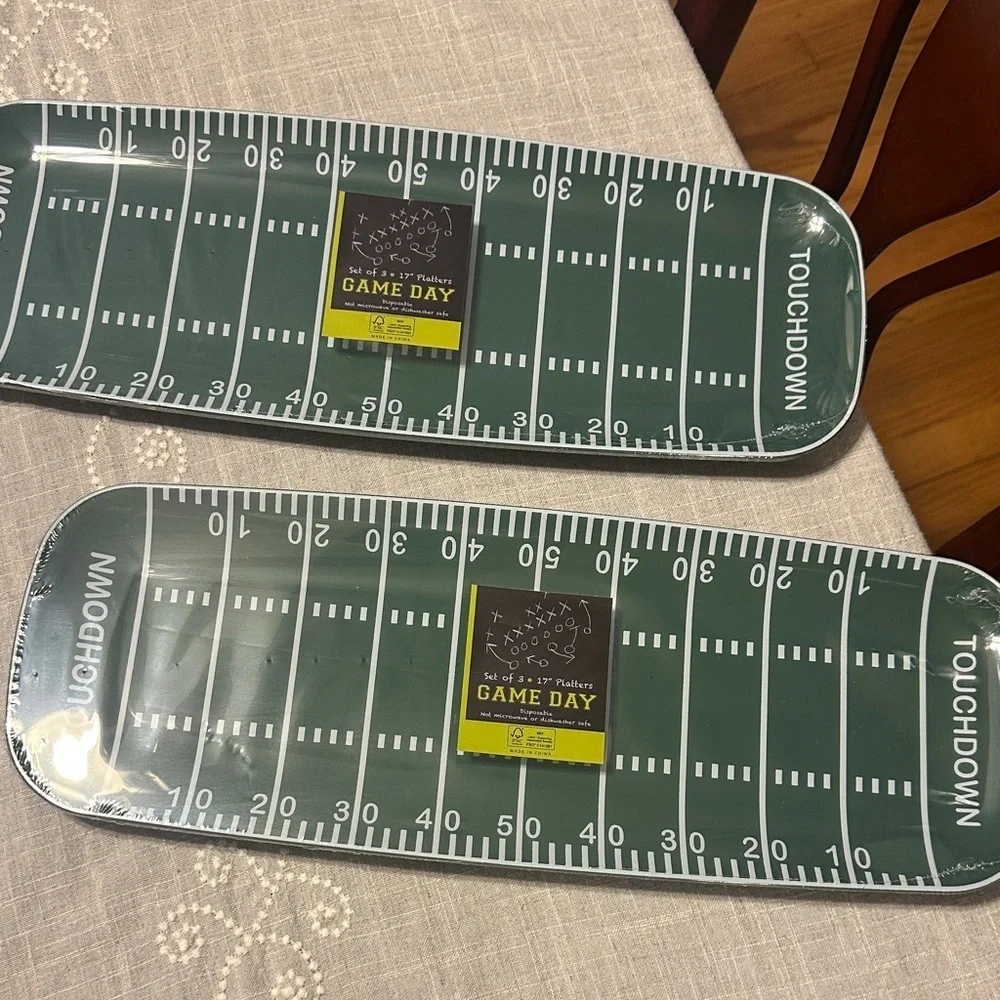 Game day set of 3 17” football platters